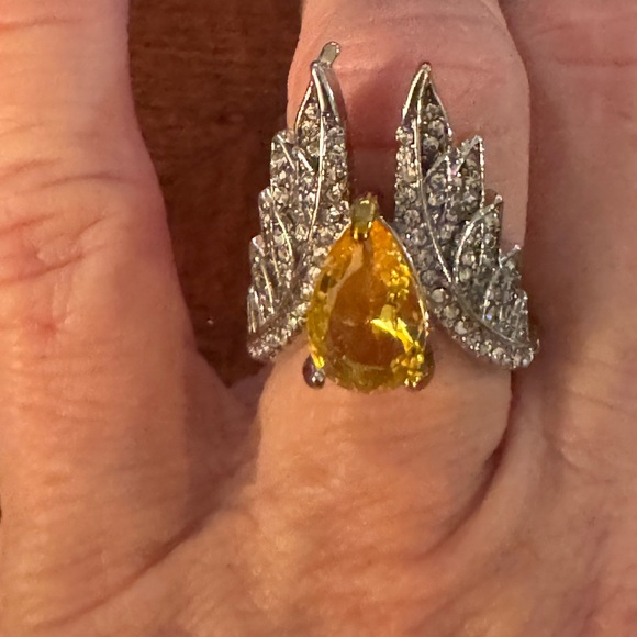 Yellow Zirconia & Simulated Diamond Angel Wings Glam, Luxury, Party Ring, Sz 6 - Picture 6 of 9
